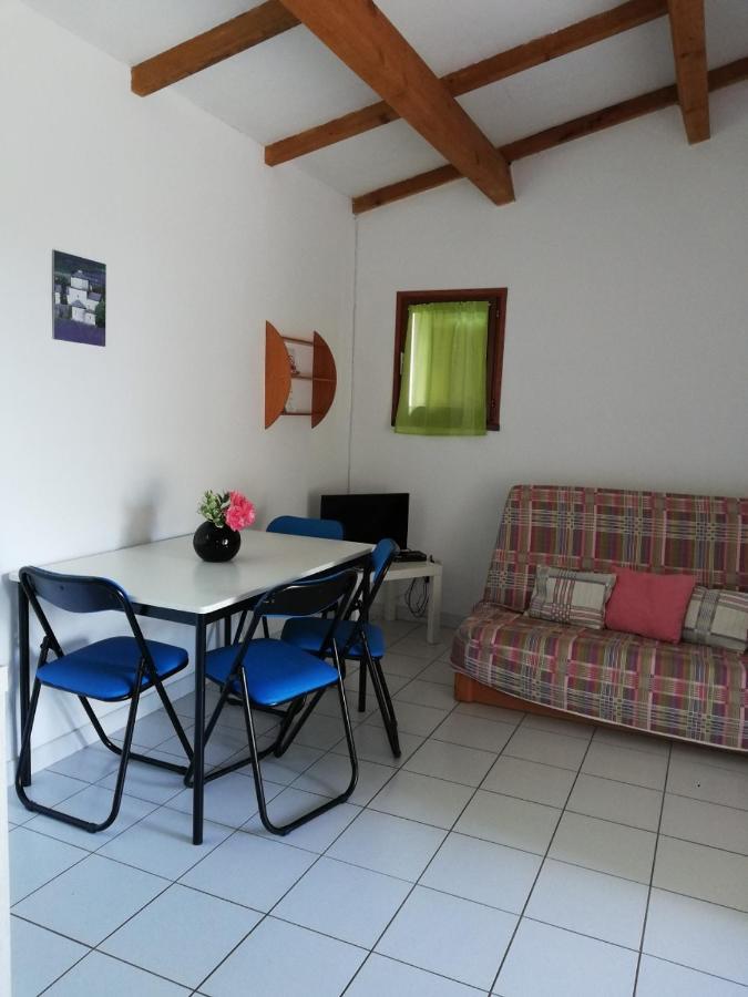 فندق Espace Loisirs Saint-Martin-dʼArdèche المظهر الخارجي الصورة