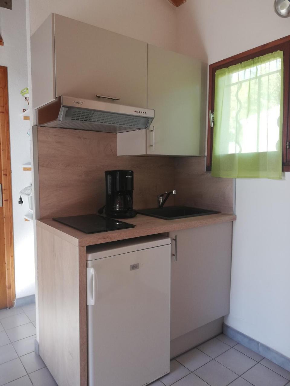 فندق Espace Loisirs Saint-Martin-dʼArdèche المظهر الخارجي الصورة